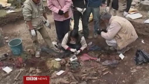 Mass Peruvian grave found
